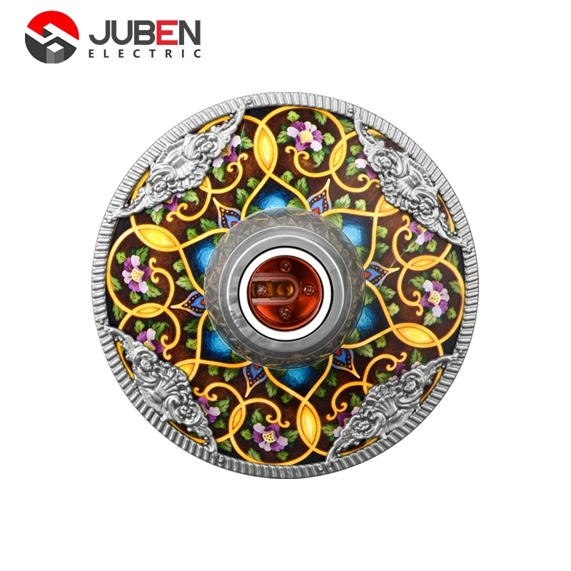 DECORATIVE LAMP HOLDER