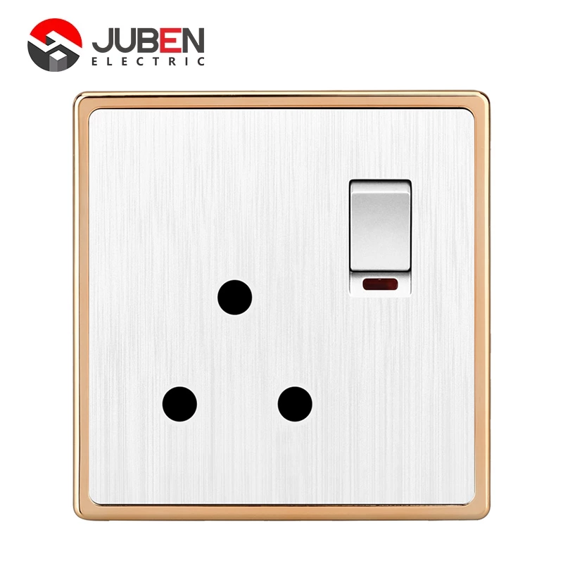 SINGLE 15A SWITCHED SOCKET WITH LIGHT