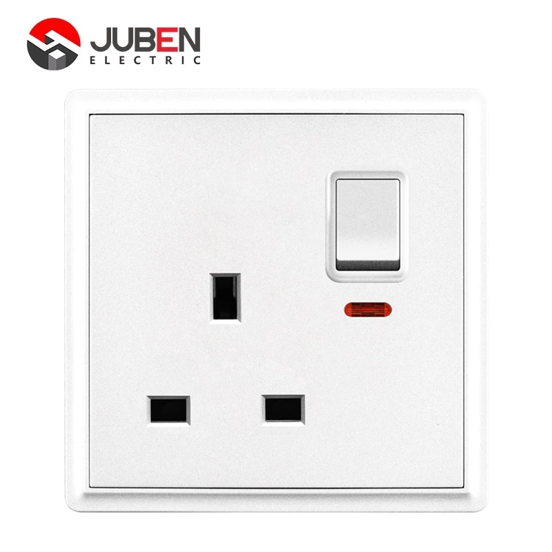 SINGLE 13A SWITCHED SOCKET WITH LIGHT