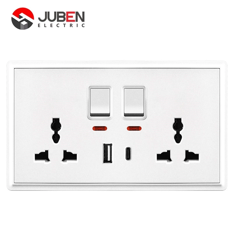 DOUBLE 13A MULTI SWITCHED SOCKET C PORT USB WITH LIGHT